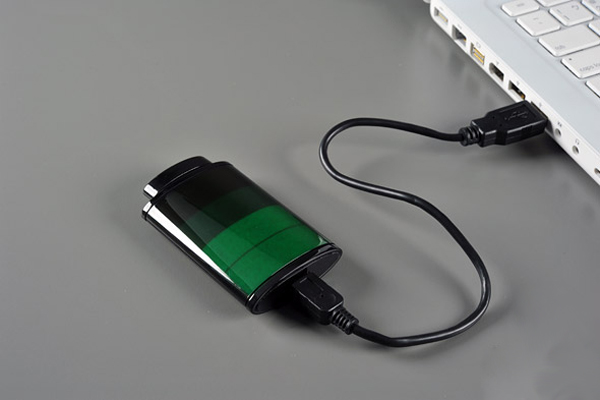 專(zhuān)為iPhone設(shè)計(jì)的備用電池（三）