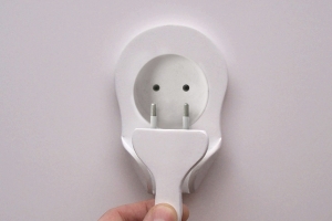 可以放電線插頭的插座(二) 可以放電線插頭的插座(二)