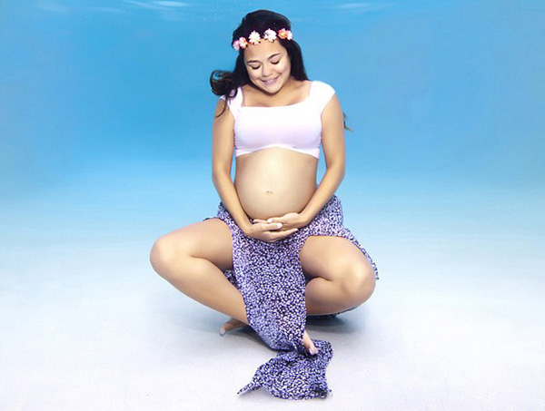 孕婦水下寫真照(八) 孕婦水下寫真照(八)