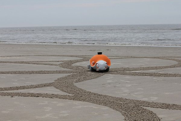 BeachBot 沙畫機器人(二) BeachBot 沙畫機器人(二)