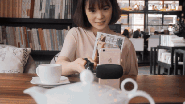 Pipa 磁性藍牙自拍桿接電話